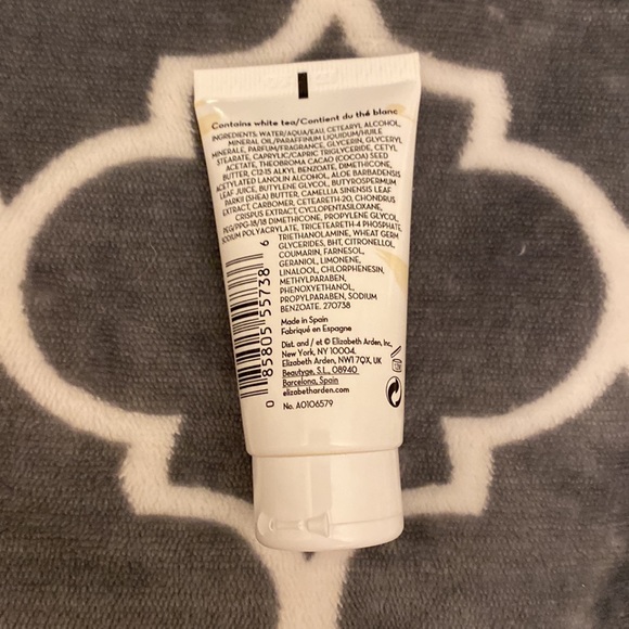 NEW Elizabeth Arden clear & red pouch gift set - includes 1 Lipstick & 1 lotion - Picture 6 of 6